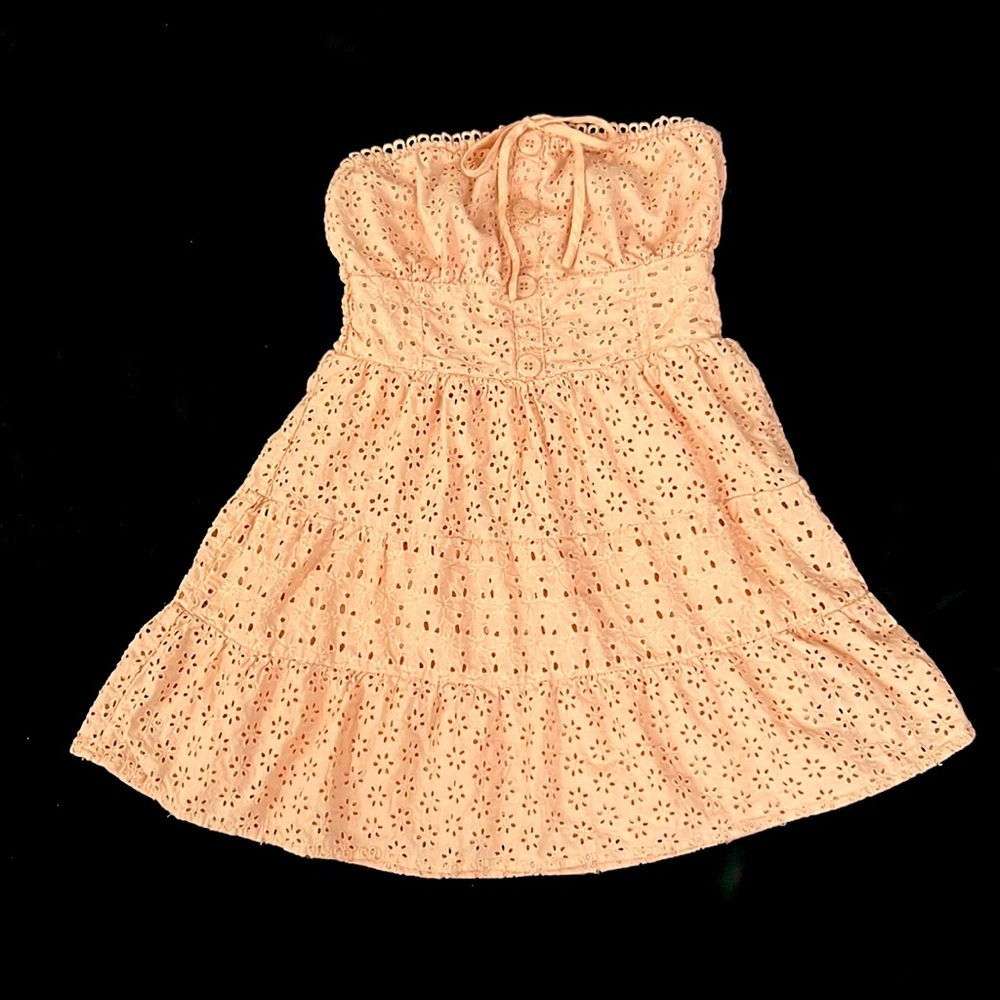 Forever 21 peach embroidered eyelet mini dress. Size small. Used.